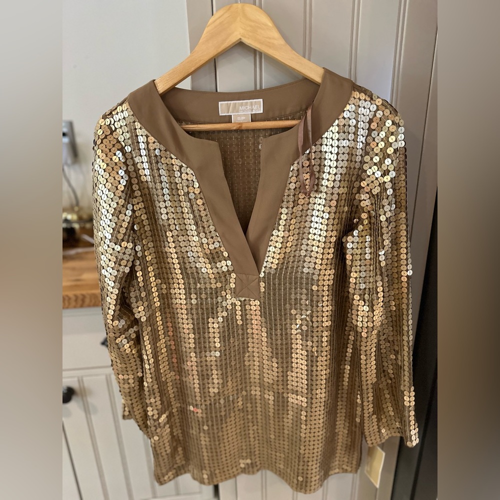 Michael Kors Gold Top
